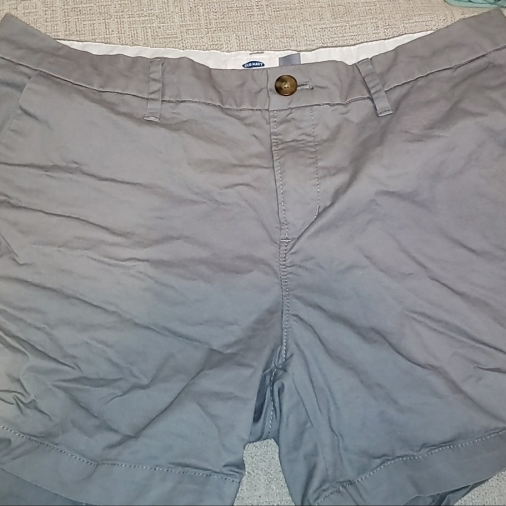 Old navy shorts size 8